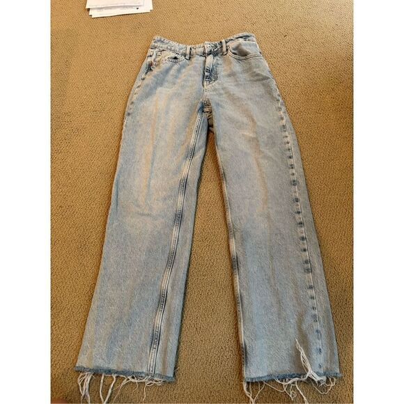 Zara distressed hem straight jeans size 6 - Picture 1 of 5
